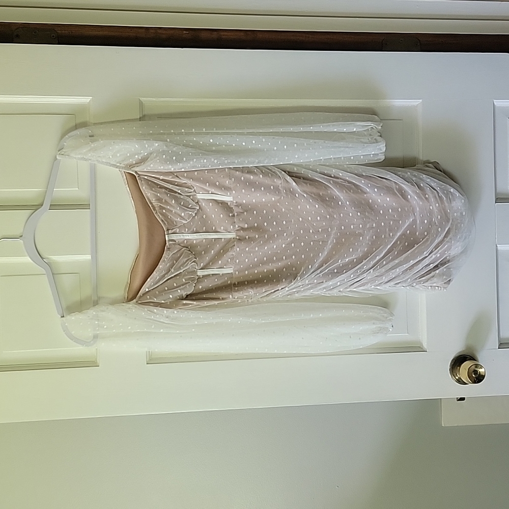 Bodycon Nude and White Dot Dress Lantern Sleeves Size Medium